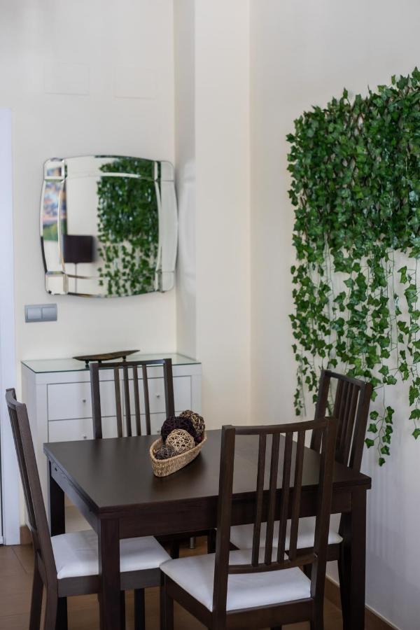 Sol Sevilla Urban Apartment Exterior foto